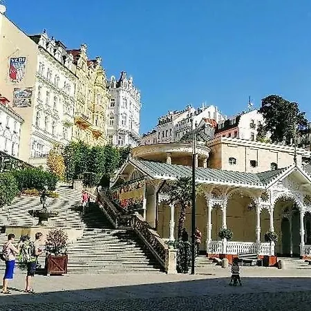 Hotel Ester