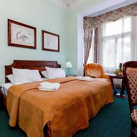 Hotel Ester