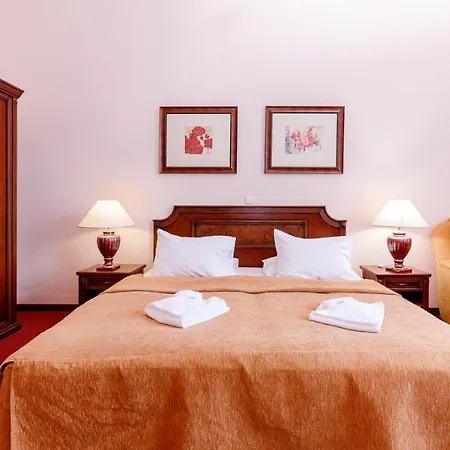 Hotel Ester 4*