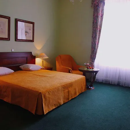 Hotel Ester