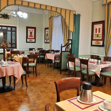 Hotel Ester 4*